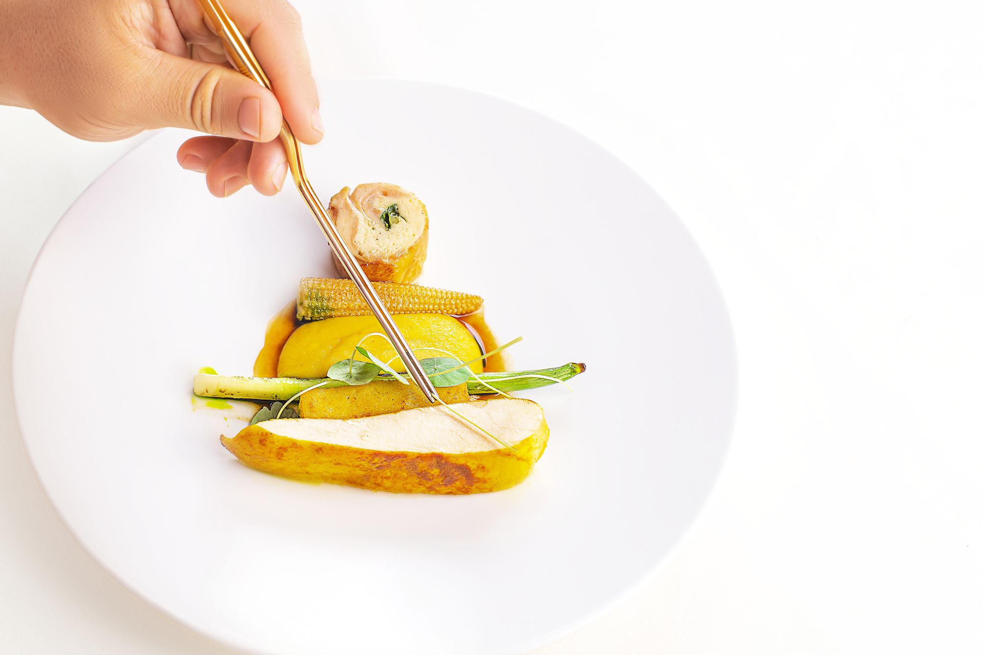 Piatto plated con cura e dettagli